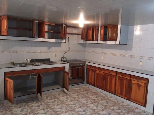 AMPLIA CASA DE 2 NIVELES en La Colmena - Imagen 10