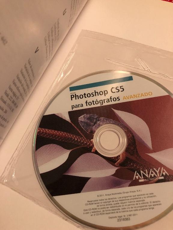 Adobe InDesign CS4 y Photoshop CS5 en Badalona - Imagen 6
