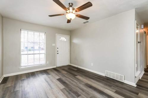 3Bed Single Family HOME For RENT In Mesquite, TX in Mesquite - Image 2