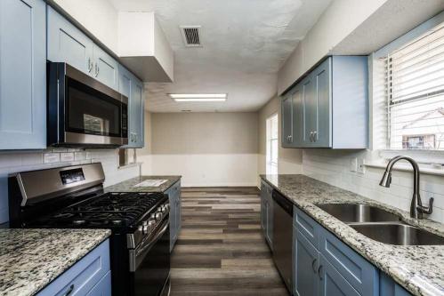 3Bed Single Family HOME For RENT In Mesquite, TX in Mesquite - Image 5