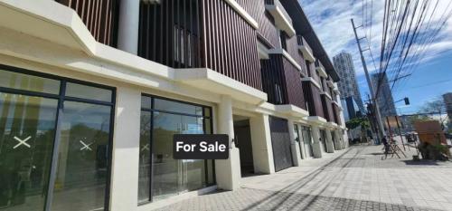 4 Storey Commercial & Office Building For Sale In Commonwealth in Quezon City - Image 3
