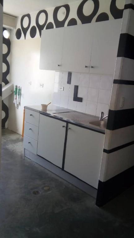 APARTAMENTO DISEÑO ÚNICO en Cúa - Imagen 6