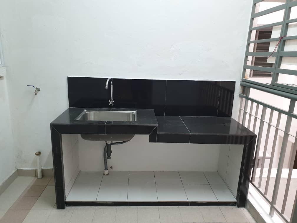 ASTANA SQUARE APARTMENT FOR RENT RM 1000 in Batu Arang - Image 6