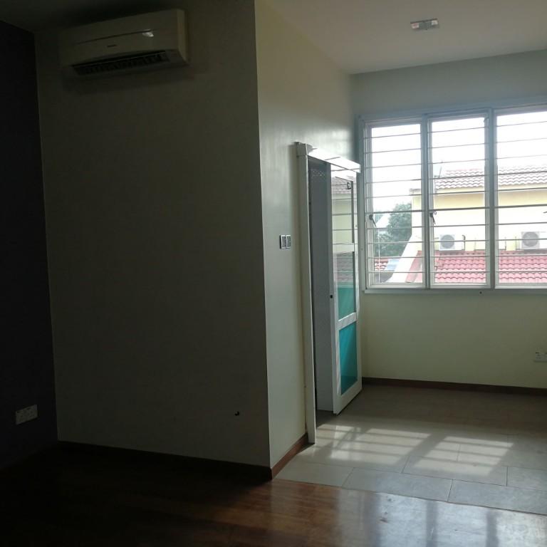 Kepong Taman Bukit Maluri 2-sty Intermediate House For Sale in Ladang Seri Kundang - Image 3