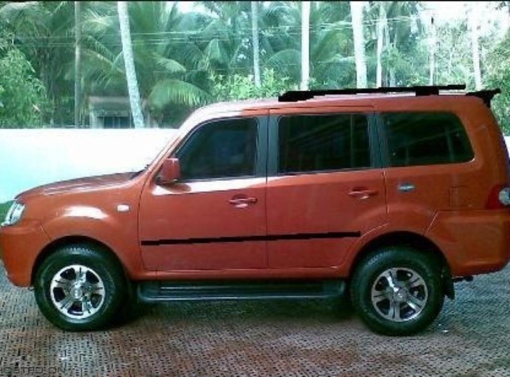 7 Seater Car Rental in Mysore - Image 1