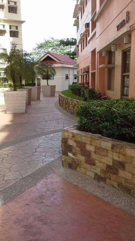 Ready For Occupancy Condominium in Manila in Valenzuela - Image 2