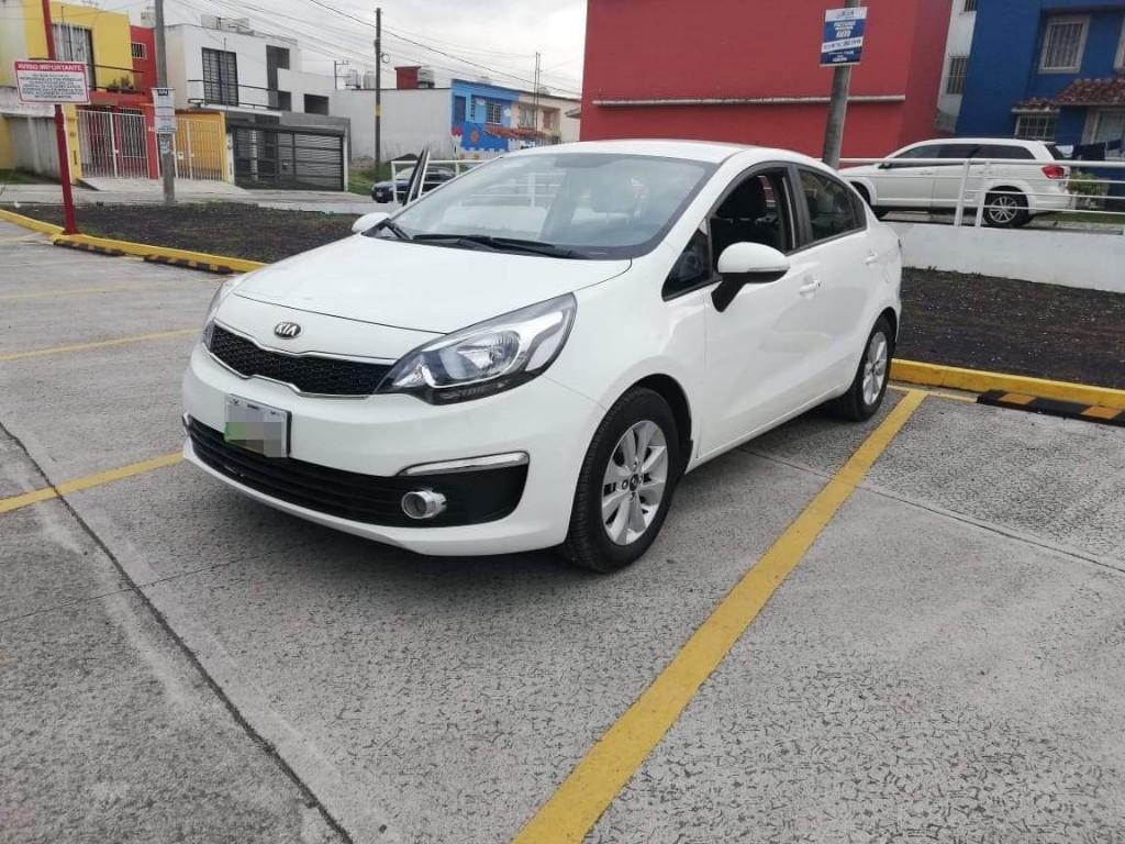 Kia Río EX en Coatepec - Imagen 2