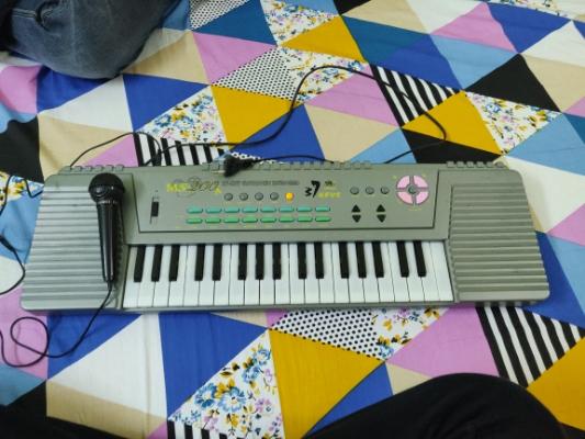 gray electronic keyboard in Cherai - Image 1