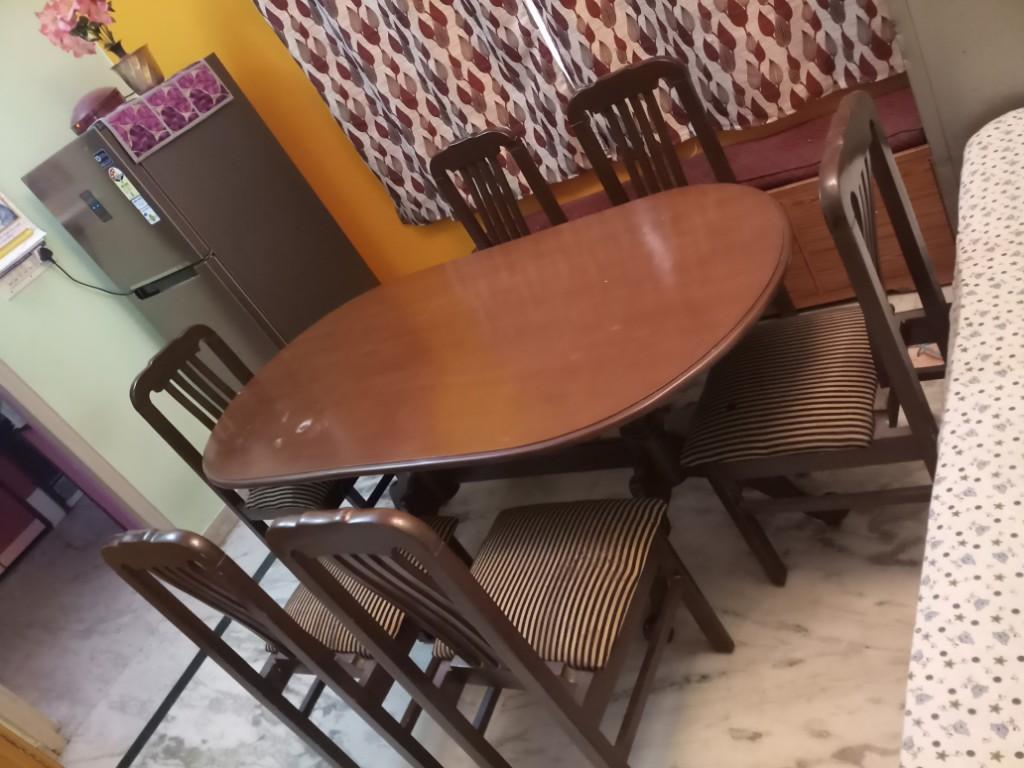 Dining Table With Chairs For Sale in Kalkere - Image 4