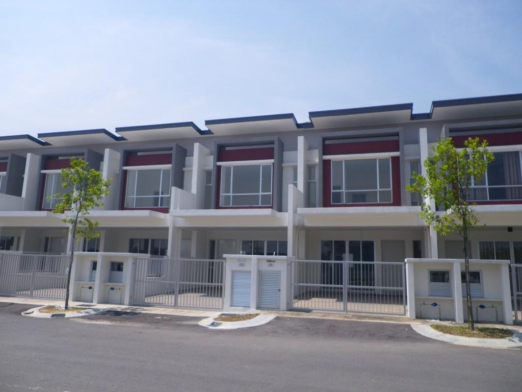 Rawang Bandar Tasik Puteri 2-sty Brand New House For Sale in Ladang Seri Kundang - Image 2