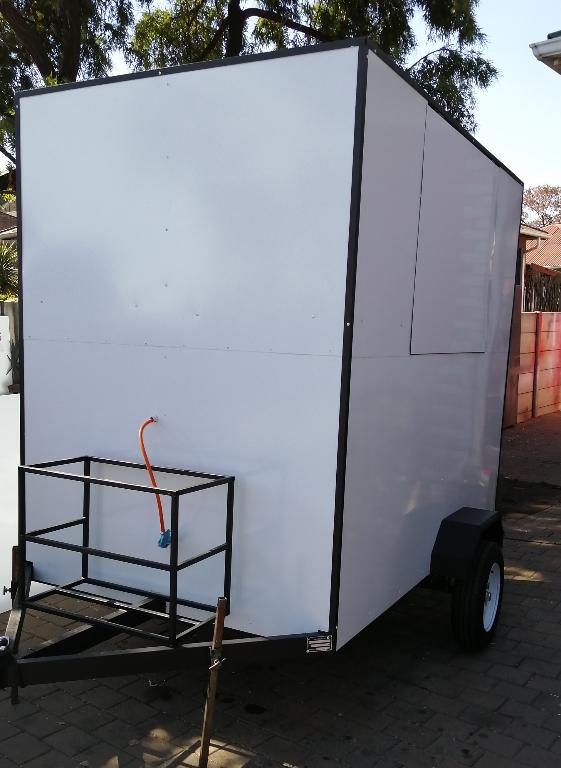 Mobile Kitchen Food Trailers in Bedfordview - Image 2