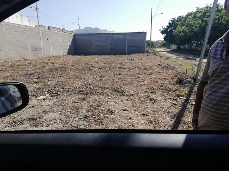 Salinas Terreno Esquinero Conjunto Cerrado en Santa Elena - Imagen 2