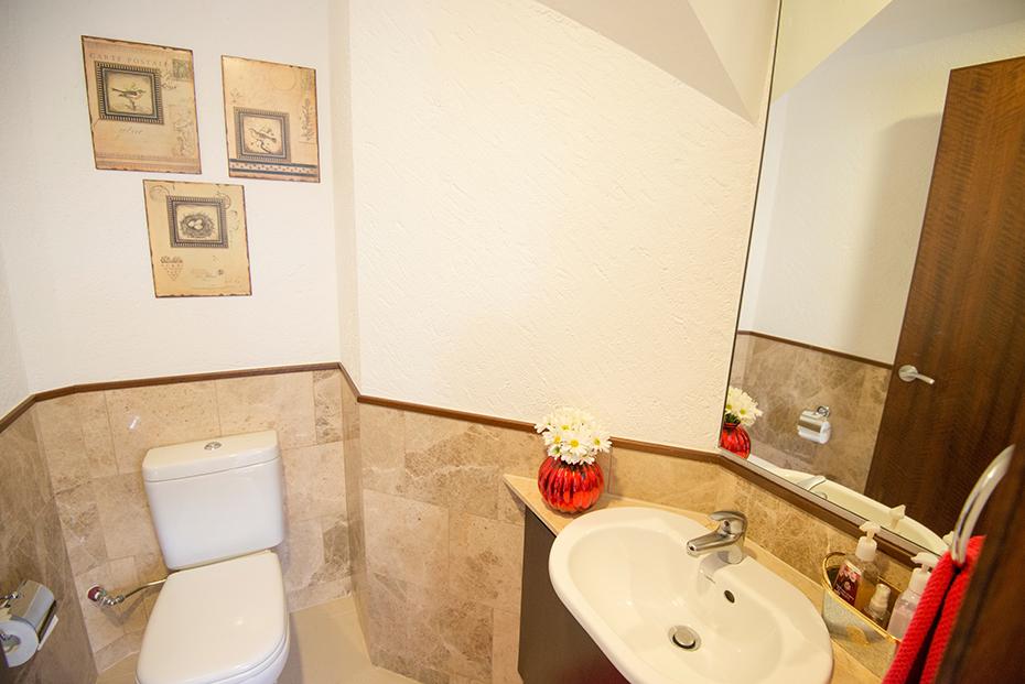 Coronation Road West Detached House With Pool For Rent in Bukit Merah - Image 7