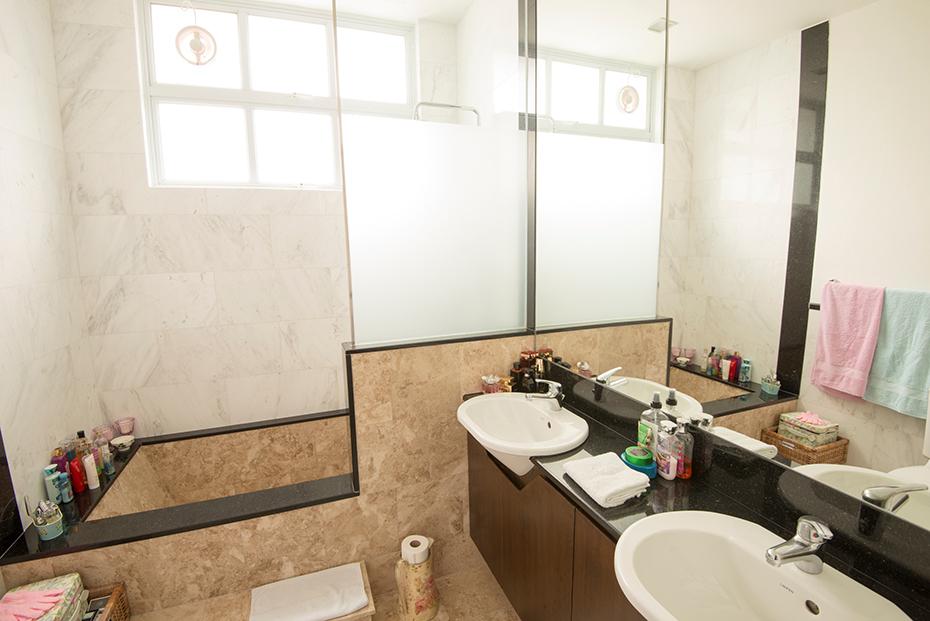 Coronation Road West Detached House With Pool For Rent in Bukit Merah - Image 9