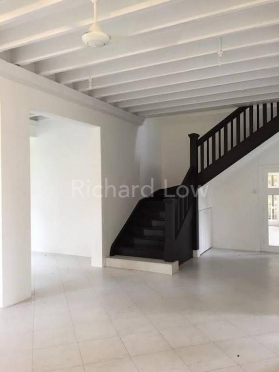 Mount Pleasant Black And White Bungalow For Rent in Bukit Merah - Image 9
