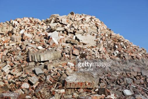 Rubble removal in Soweto - Image 3