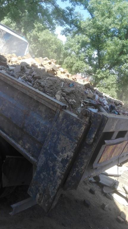 Rubble removal in Soweto - Image 8