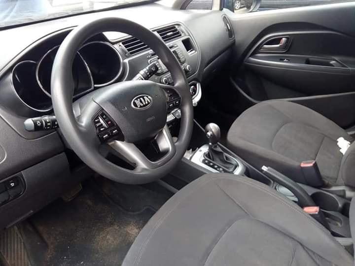 Kia Rio 2013 à Abidjan - Photo 6