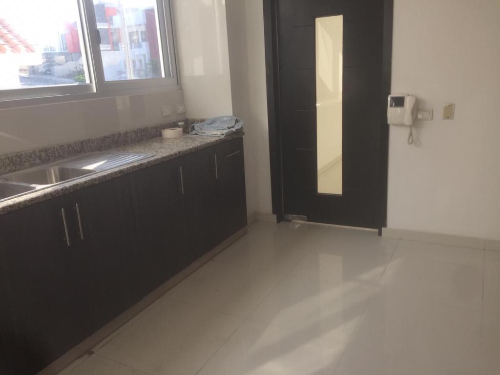 INMOBILIARIA ALARCÓN RENTA MAGNÍFICO DEPARTAMENTO DUPLEX en Manta - Imagen 3