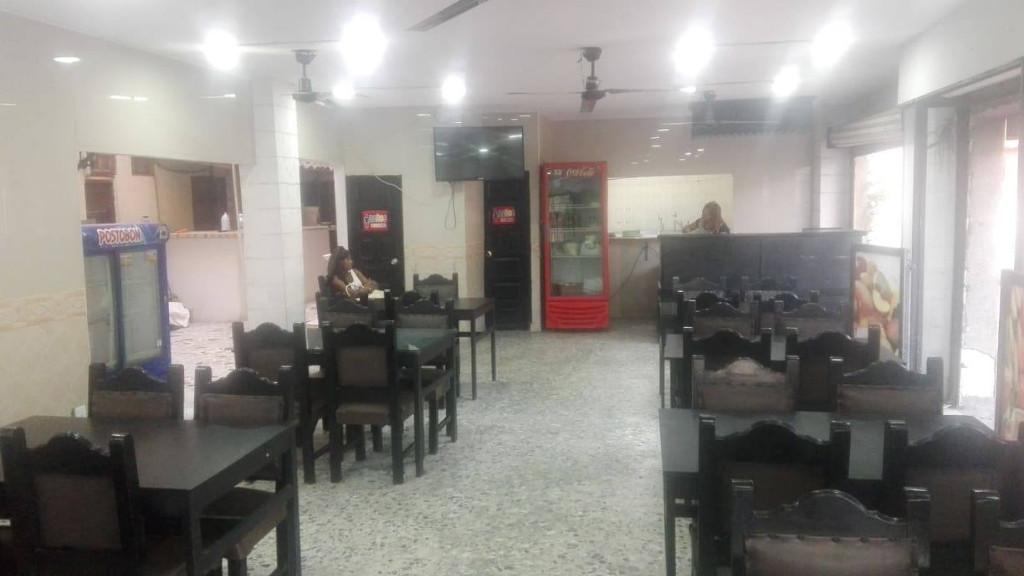 RESTAURANTE CENTRO DE ESQUINA CON AREA COMIDAS RAPIDAS en Malambo - Imagen 1