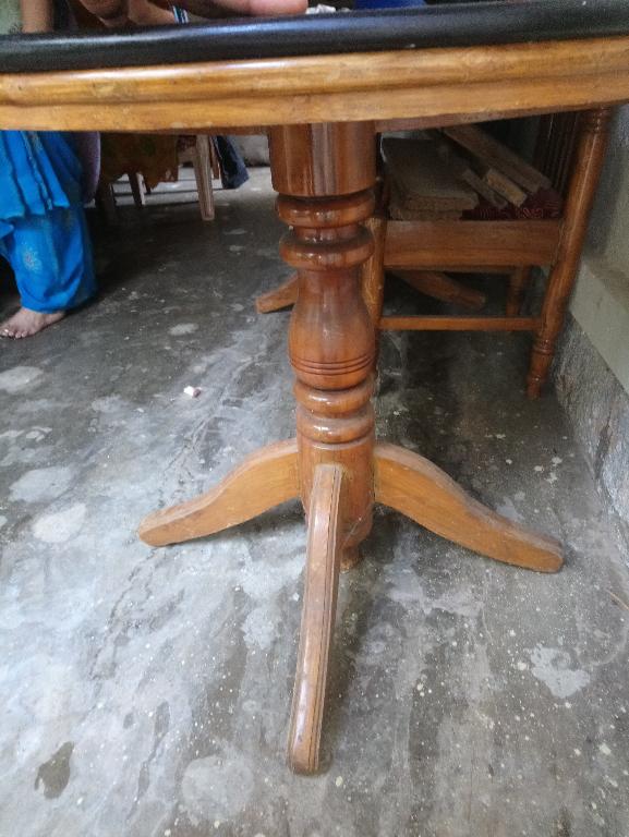 Dining table in Mysore - Image 1
