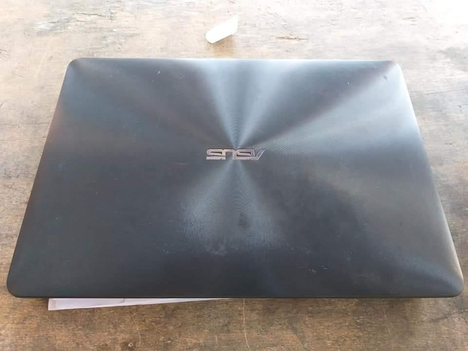 Asus R301UV-FN037T Core i3 4Go Ram 128Go ssd en Côte d’Ivoire - Photo 2