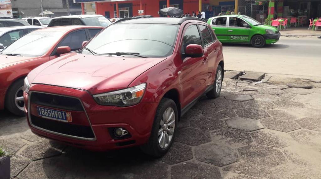 Mitsubishi RVR 2012 à Abidjan - Photo 1