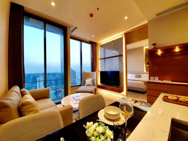For Rent The Esse Asoke in Nakhon Phanom - Image 2