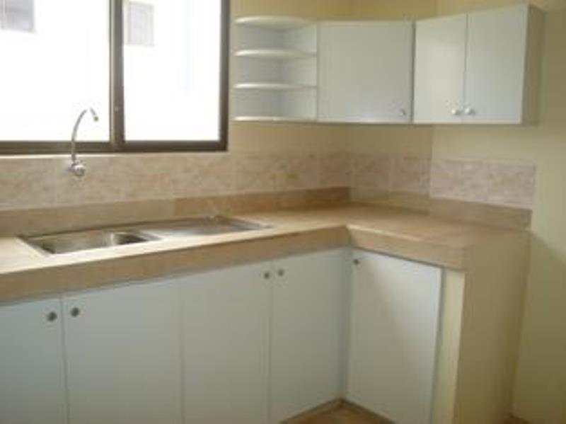 INMOBILIARIA ALARCÓN RENTA HERMOSA CASA SECTOR BARBASQUILLO en Manta - Imagen 1