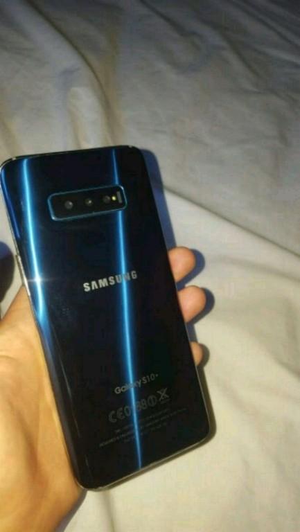Samsung Galaxy S10+ in Kempton Park - Image 1