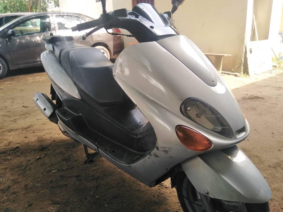 MOTO YAMAHA à Abidjan - Photo 1