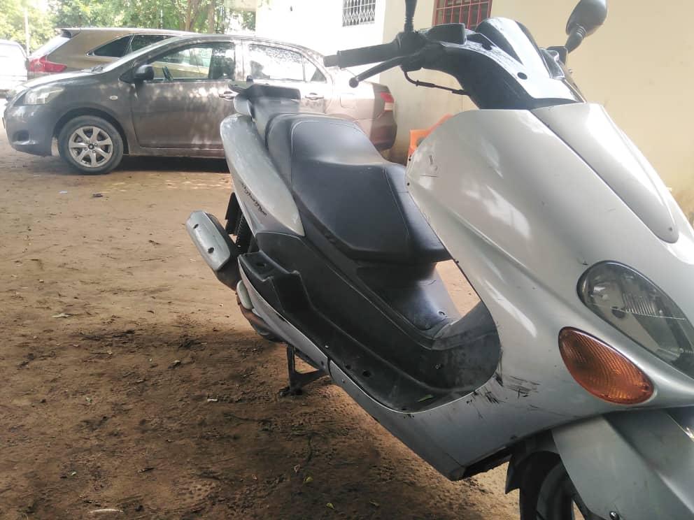 MOTO YAMAHA à Abidjan - Photo 2