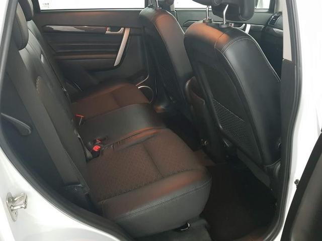 2012 CAPTIVA 2.4 lt automatic in Tembisa - Image 3