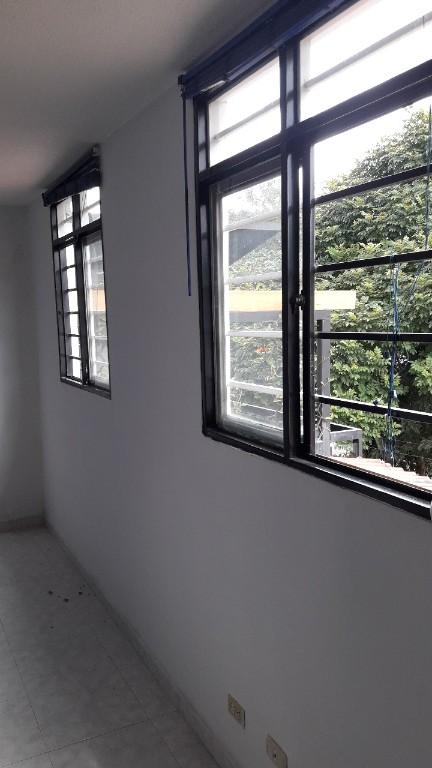 SE ARRIENDA HABITACIÓN en Ibagué - Imagen 7