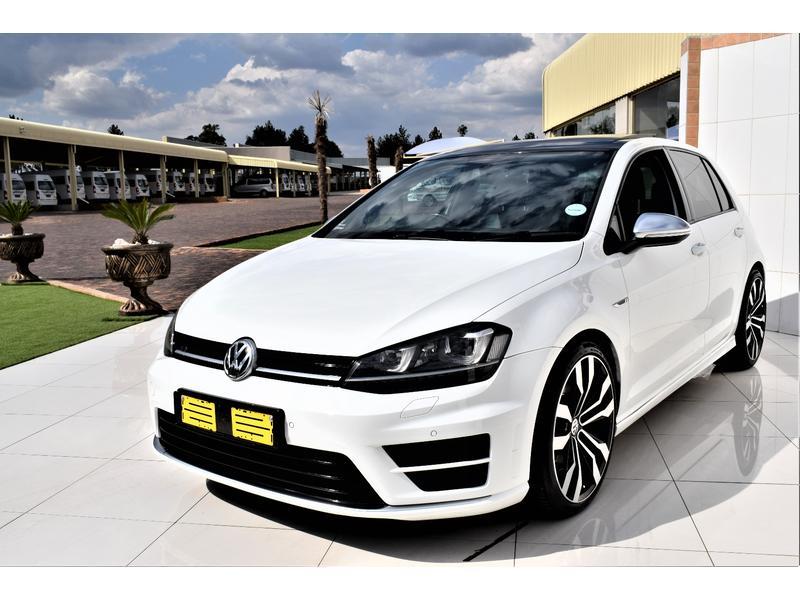 2015 Volkswagen Golf R Auto in Roodepoort - Image 6