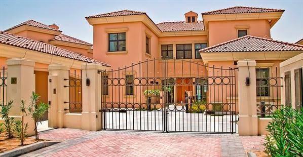 Luxury 10 Marla House Available For Rent For Short And Long Term in Cantonment - Image 1