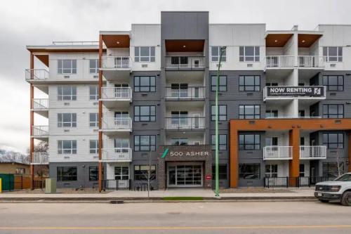 500 Asher Rd in Kelowna - Image 1