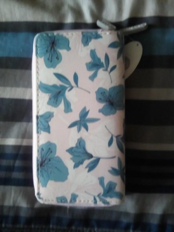 Double Zip Wallets in Durban - Image 1