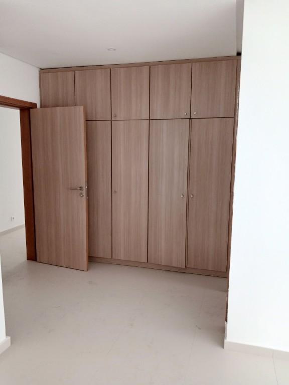 A LOUER APPARTEMENT 4 PIÈCES À COCODY RIVIERA 3 en Côte d’Ivoire - Photo 3