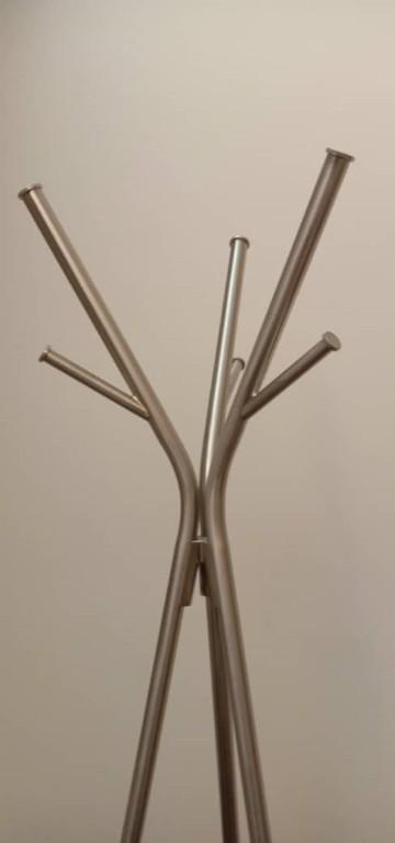 Cloth Hanger in Kampong Selayang - Image 3