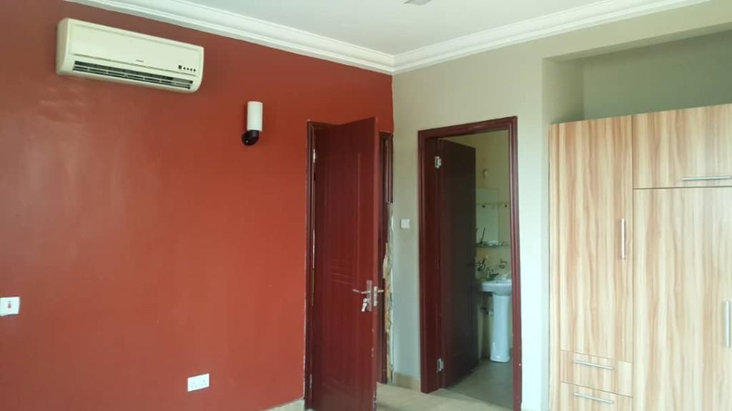 2 BEDROOM AT EAST LEGON FOR RENT in Kumasi - Image 6