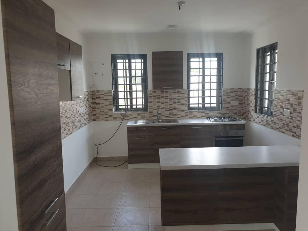 2 BEDROOM , ADJIRIGANOR FOR RENT in Kumasi - Image 5