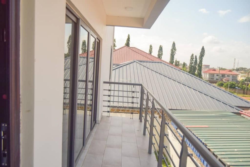 2 BEDROOM , ADJIRIGANOR FOR RENT in Kumasi - Image 11