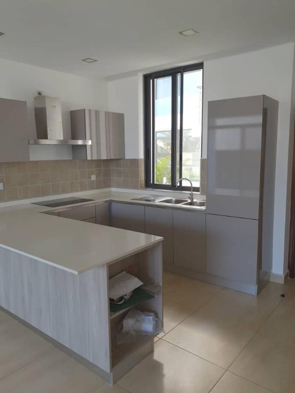 2 BEDROOM APARTMENT FOR RENT , EAST CANTONMENTS in Accra - Image 10
