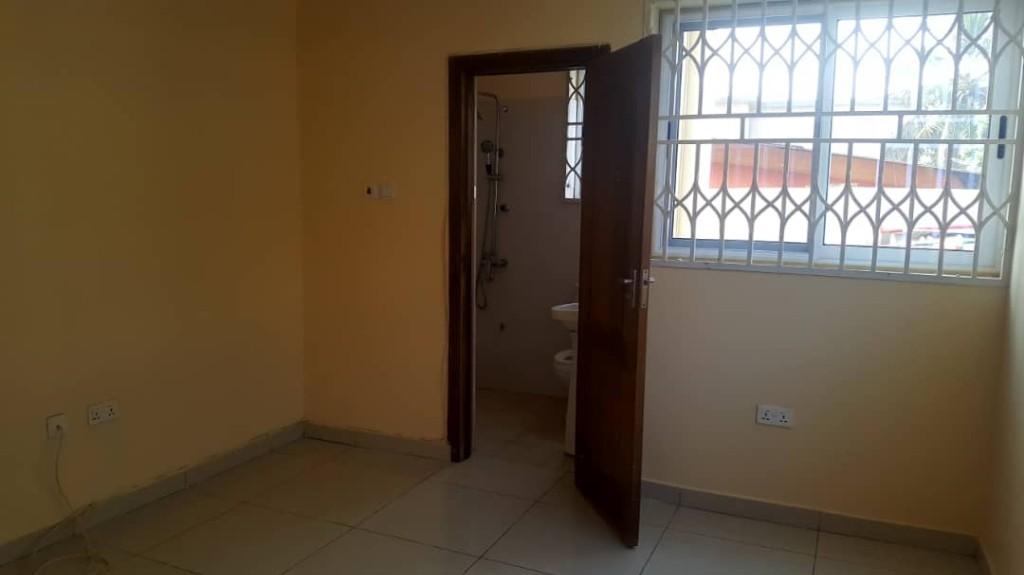 2 BEDROOMS , EAST LEGON FOR RENT in Kumasi - Image 3
