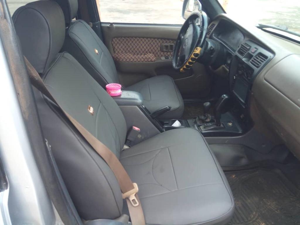 Car in Tafo - Image 3