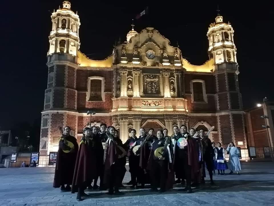 ESTUDIANTINA PARA FIESTAS, SERENATAS Y MISAS en Gustavo A. Madero - Imagen 2
