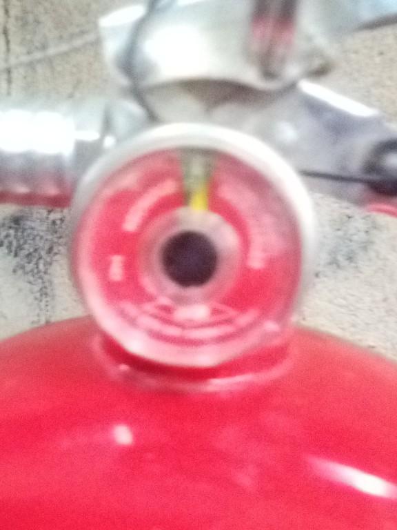 Fire exstringishers in Fresno - Image 2