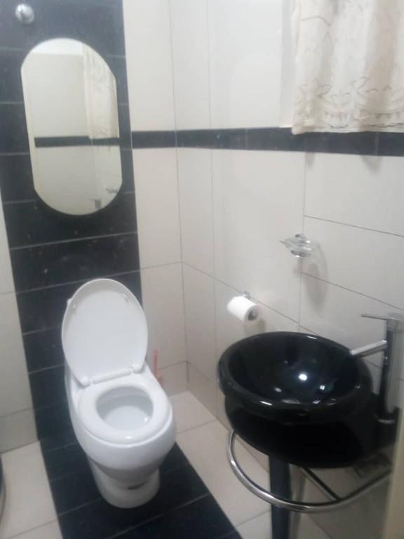 EXECUTIVE FURNISHED 2 BEDROOM APARTMENT FOR RENT AT EAST AIRPORT in Lashibi - Image 16