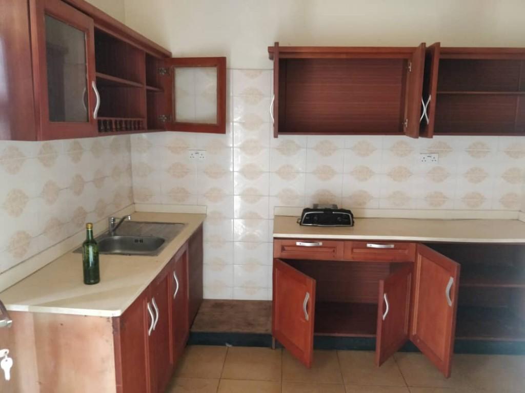 EXECUTIVE 2 BEDROOM APARTMENT FOR RENT AT LAKESIDE ESTATE in Gbawe - Image 6